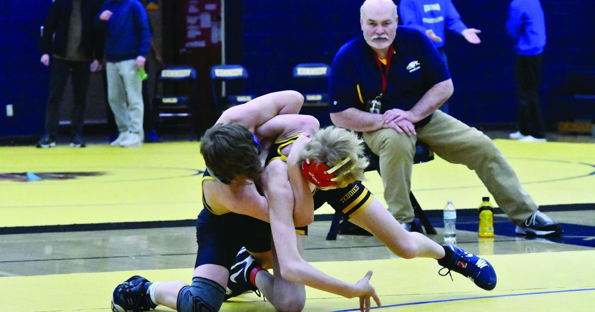 Vavorsky steps down from Kennedy wrestling after 46 years