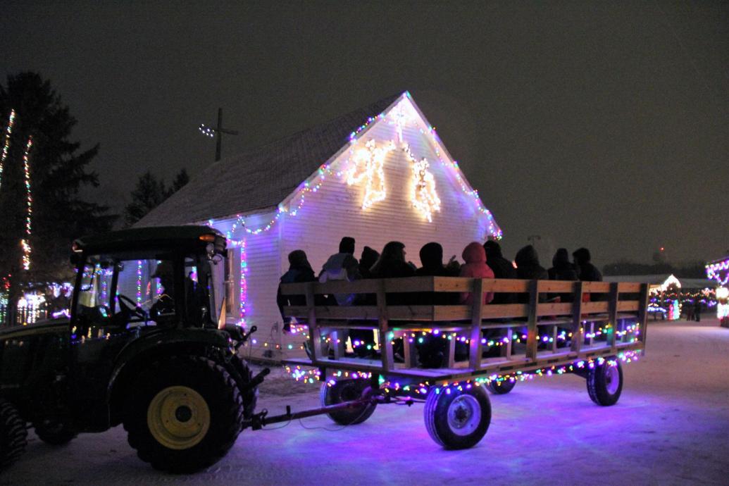 Holiday in Lights illuminates Anoka County Fairgrounds ABC Newspapers