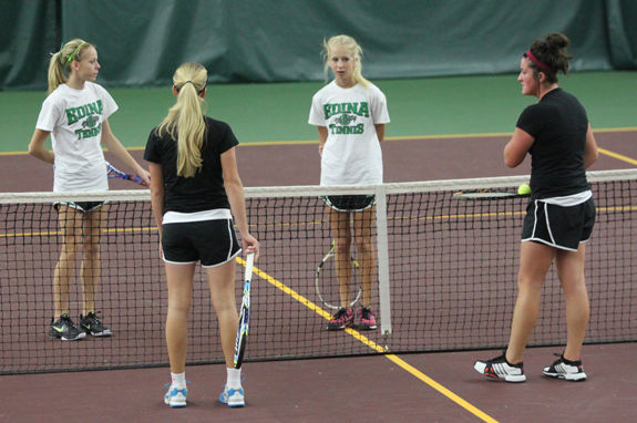 Tennis: Elks fall to Edina, Mounds View at state