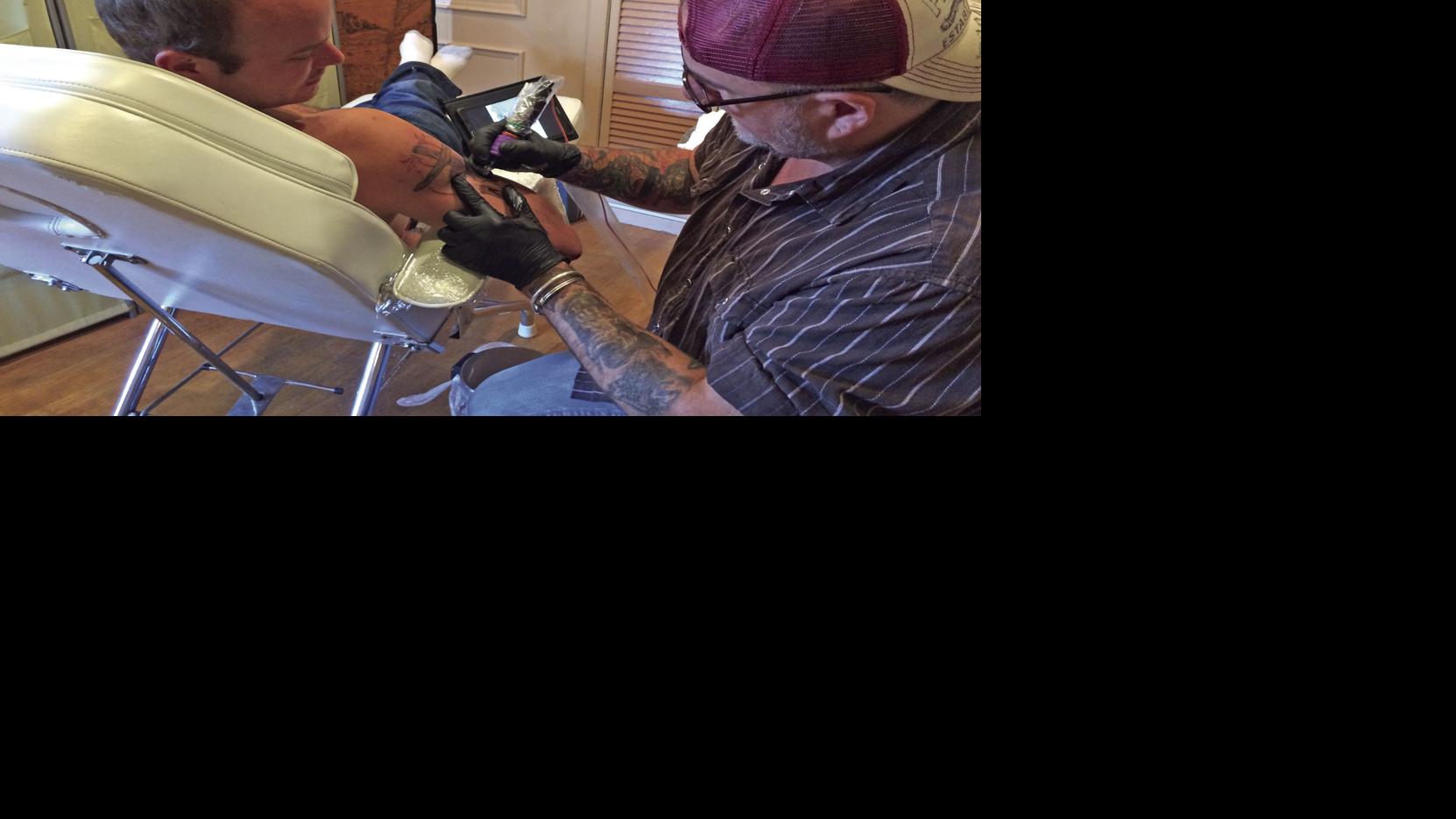 Tattoo Artist Brings His Creativity To Lake Minnetonka Excelsior South Lake Hometownsource Com
