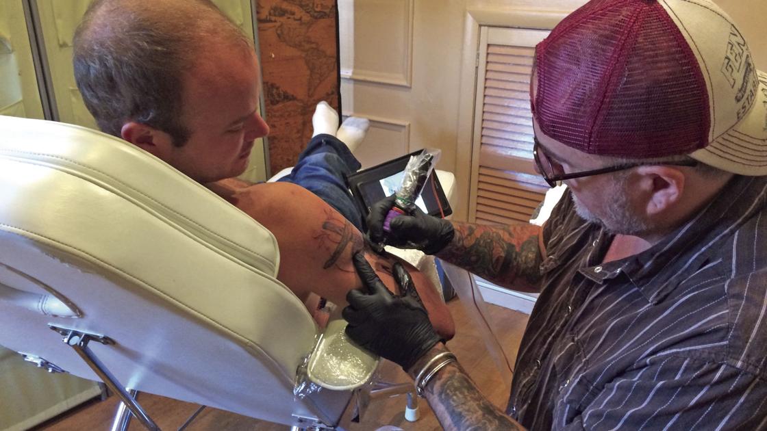 Tattoo Artist Brings His Creativity To Lake Minnetonka Excelsior South Lake Hometownsource Com Tattoo Artist Brings His Creativity To Lake Minnetonka Excelsior South Lake Hometownsource Com