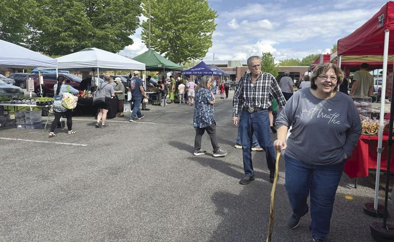 PHOTOS Opening day of Monticello Farmers Market Monticello Times
