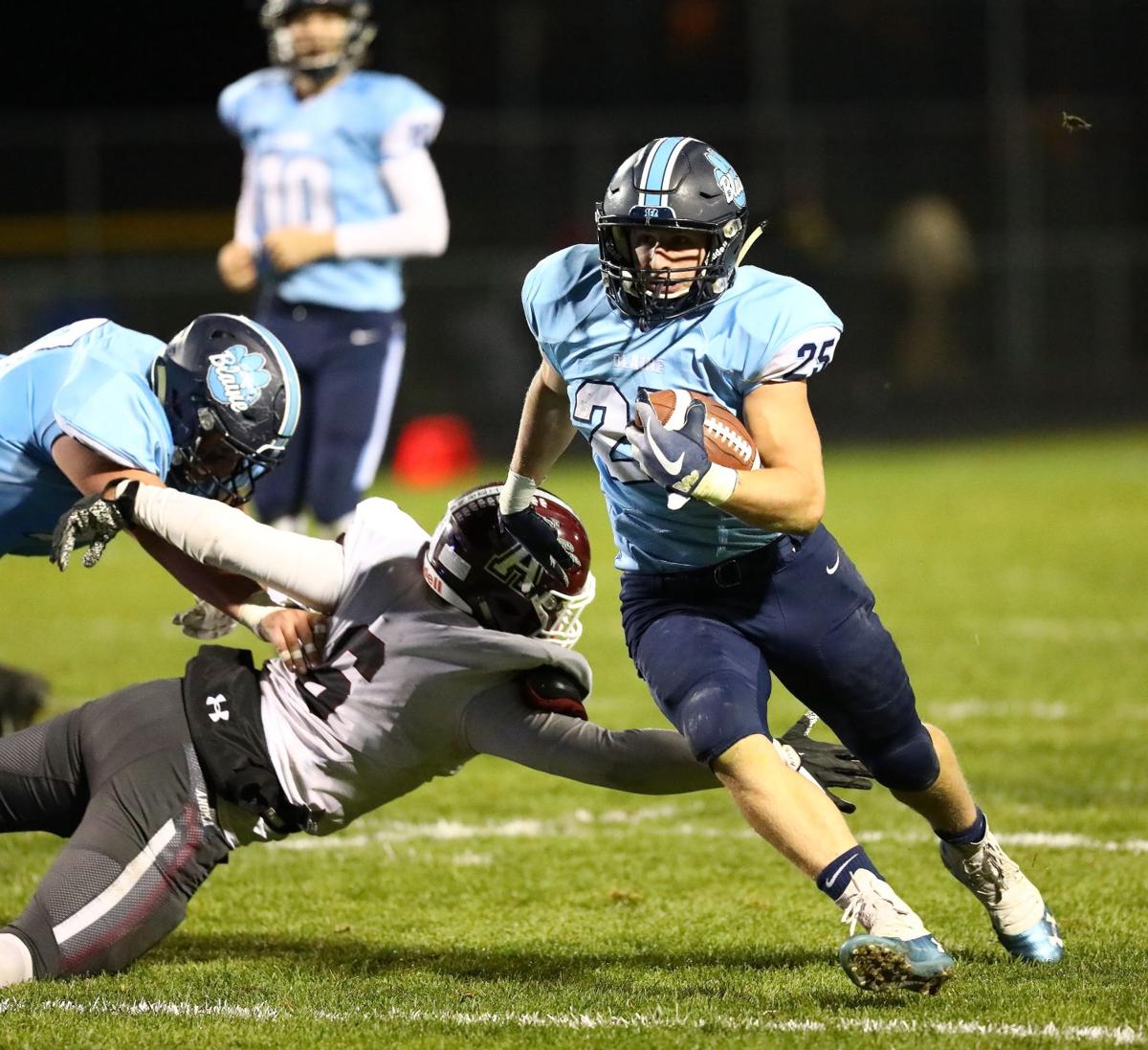 Life Class 6a Football Blaine Closes Regular Season Strong To