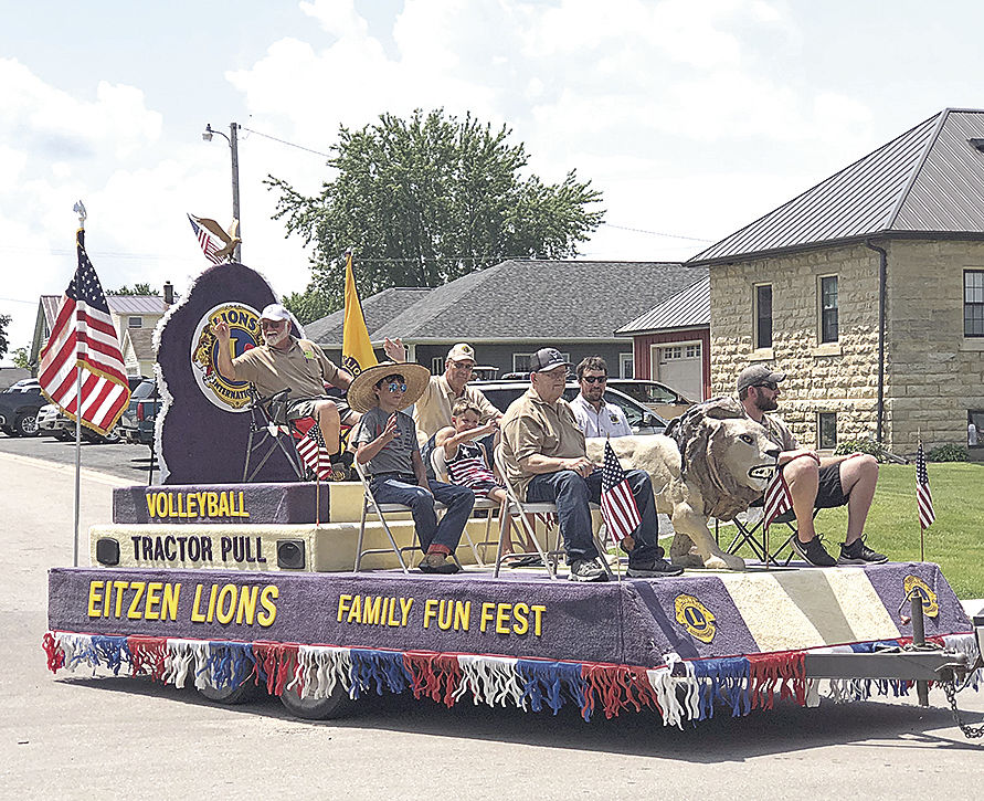 Small 4th of July parade held in Eitzen Free