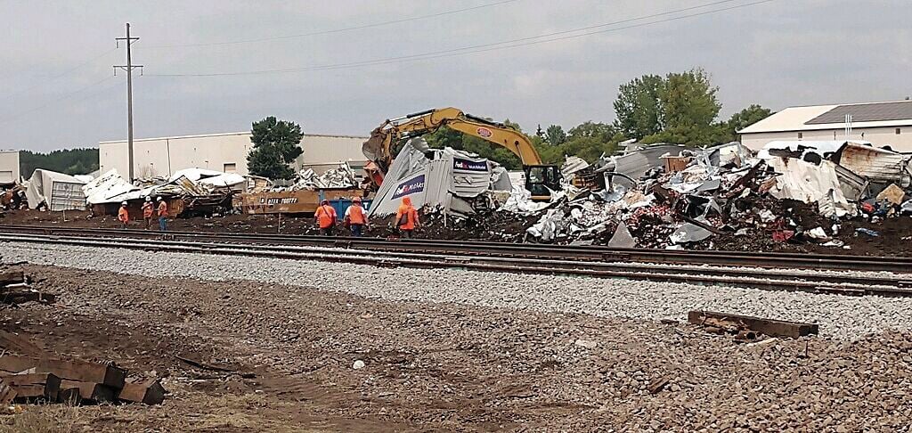 No injuries after train derails in Big Lake | Monticello Times ...