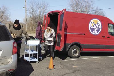 Growing Numbers Leads Cafe 110 To Move Mobile Pickup Locations Sun Patriot Hometownsource Com