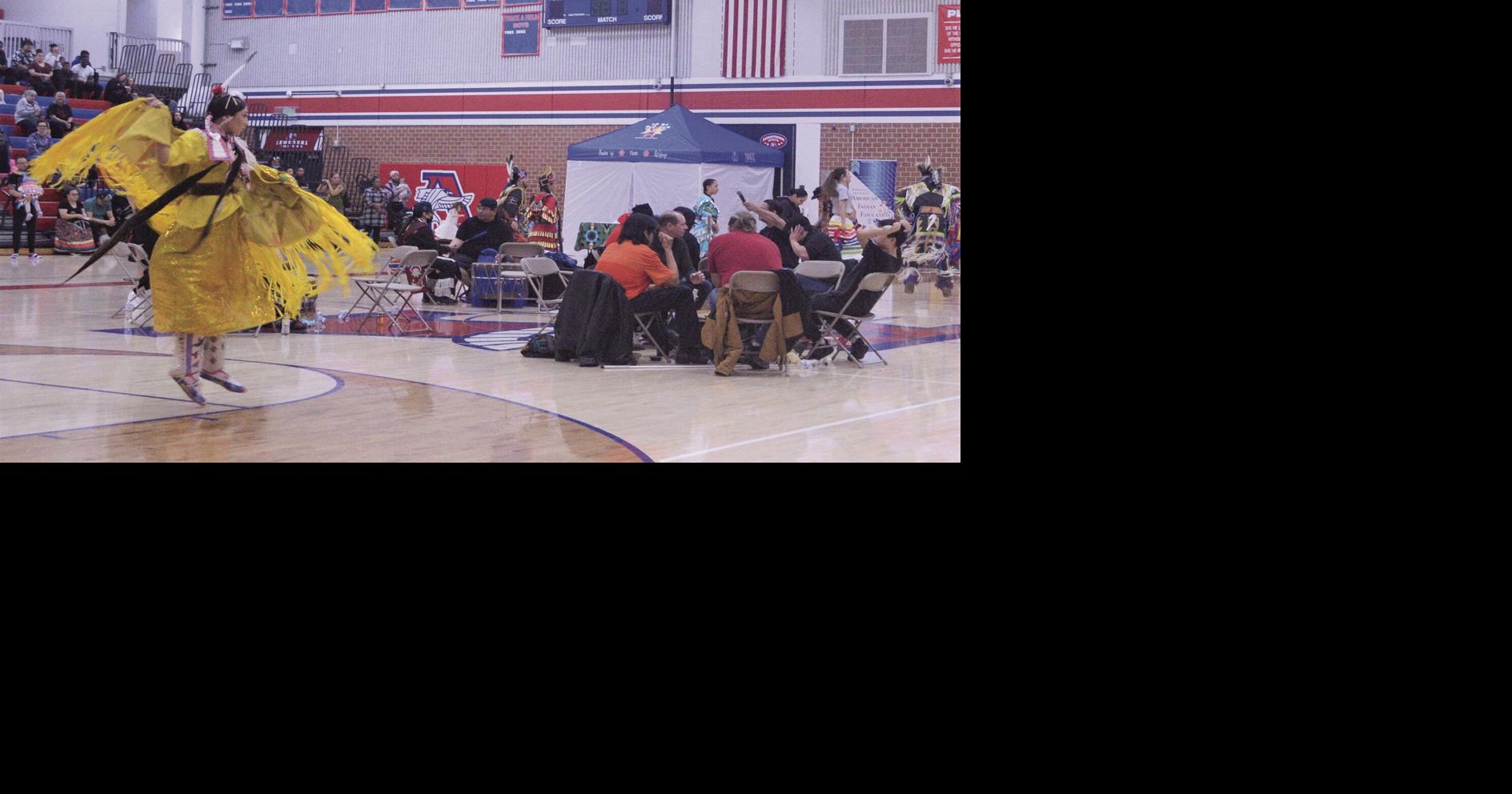 Robbinsdale Area Schools celebrates Spring Powwow Community