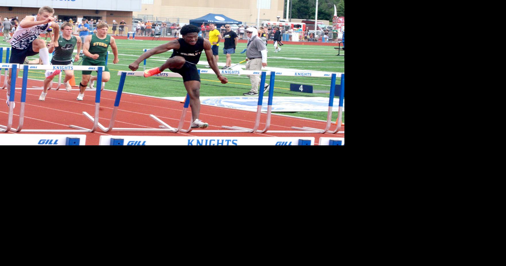 Rare air - Fridley's Hampton III, Anoka's Salami win 3rd state titles