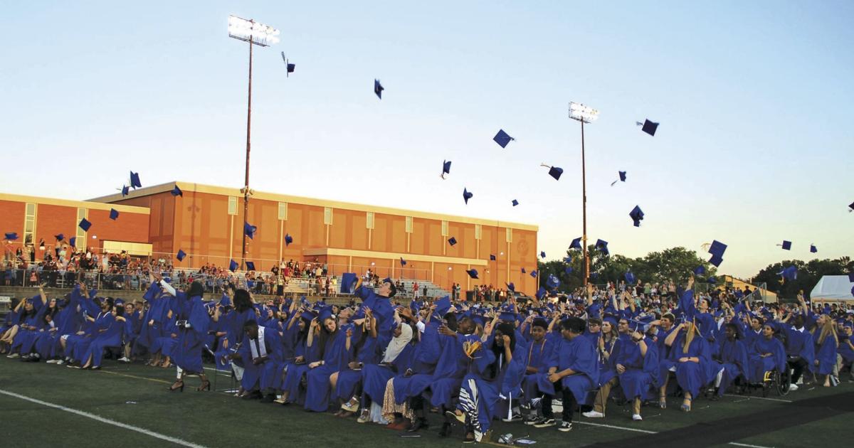 SLP High School seniors celebrate graduation | ABC Newspapers ...