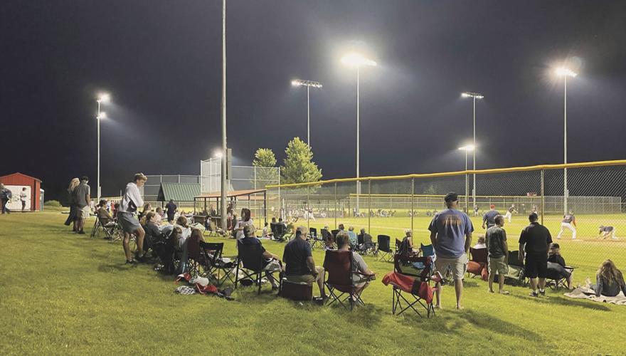 Grads tip their cap after final games at YAC Elk River Star News