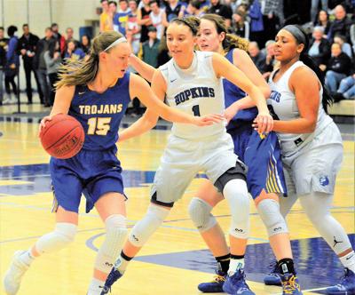 Paige Bueckers Is True To Form As Hopkins Girls Win Lake Title Hopkins Hometownsource Com