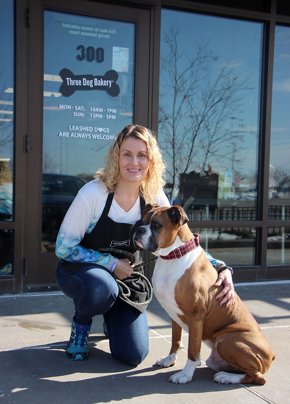 Three Dog Bakery comes to Apple Valley 