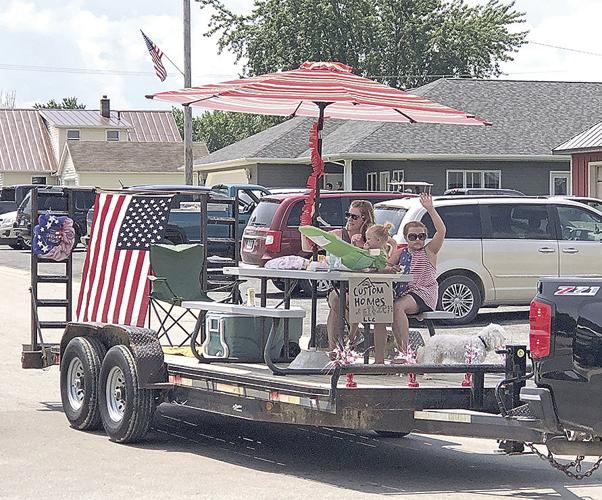 Small 4th of July parade held in Eitzen Free