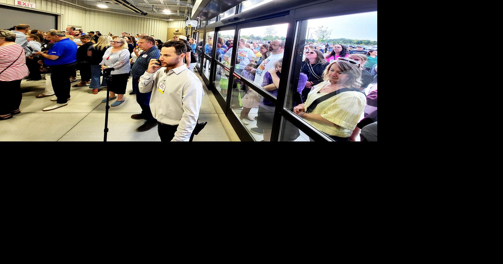 Otsego Costco opens with massive crowd