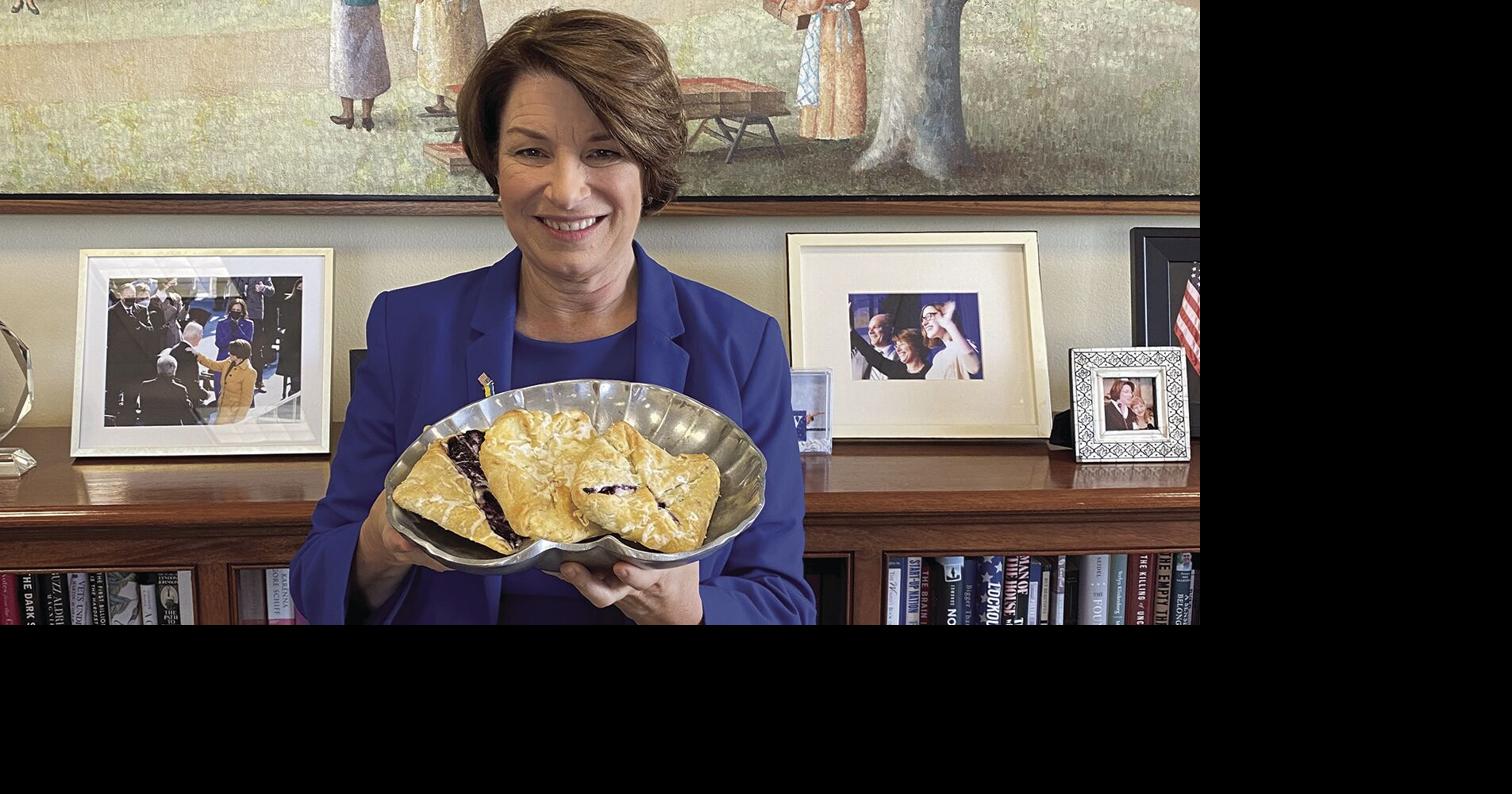 Klobuchar features Bread Art pastries before they close Bayport