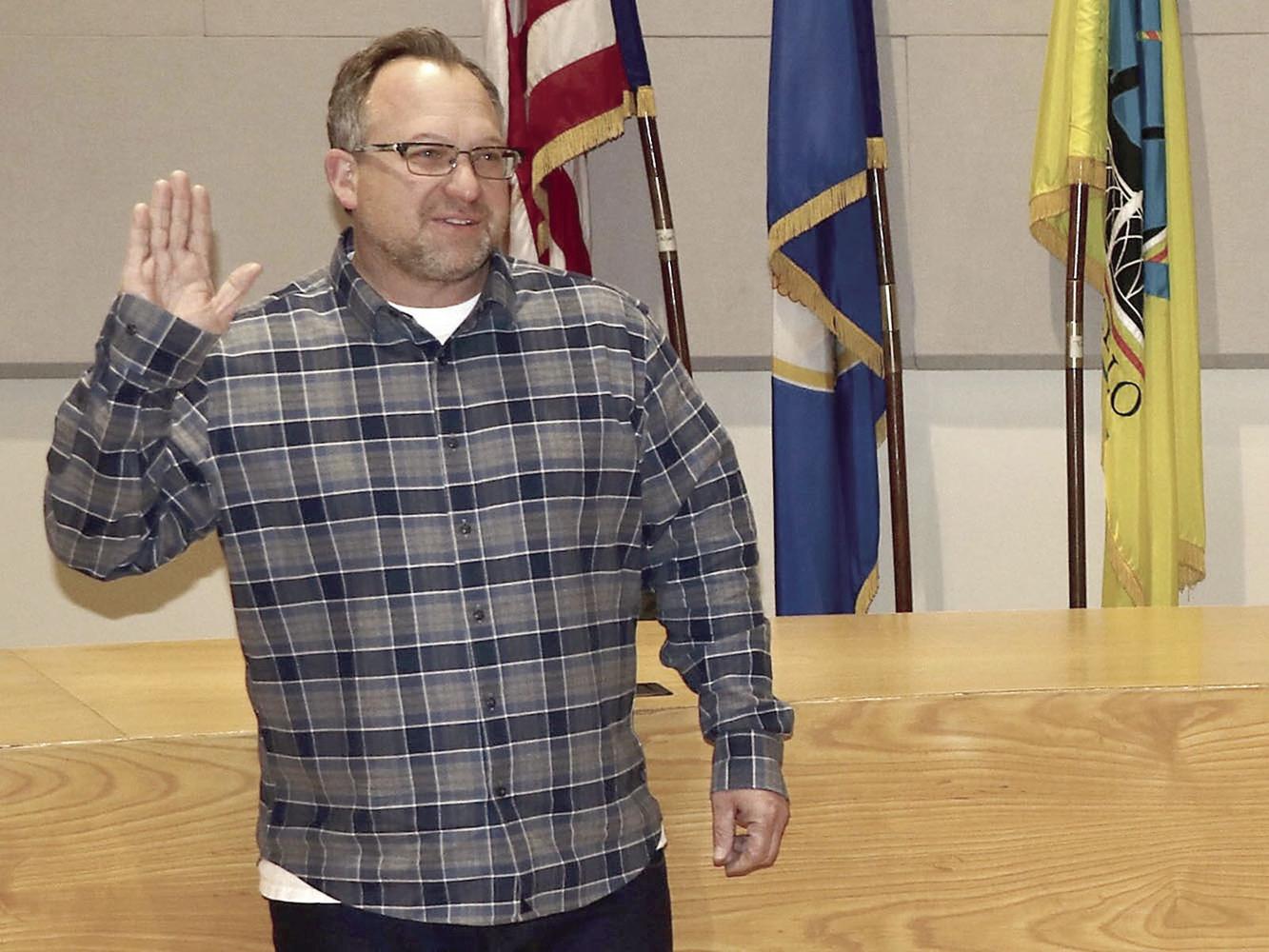 Monticello mayor takes oath of office News