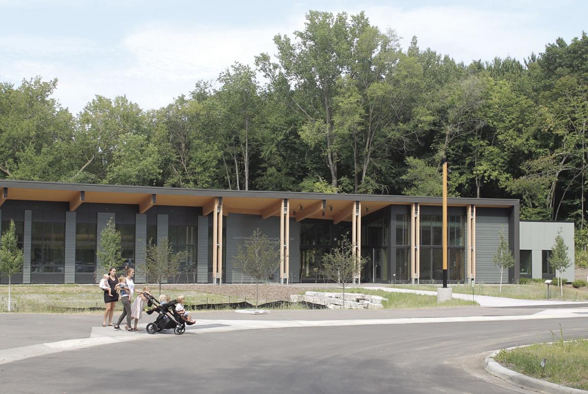 sl27STnaturecenter.jpg
