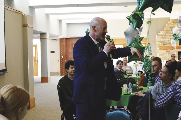 Photos Edina Education Fund hosts annual CakeOff fundraiser Edina