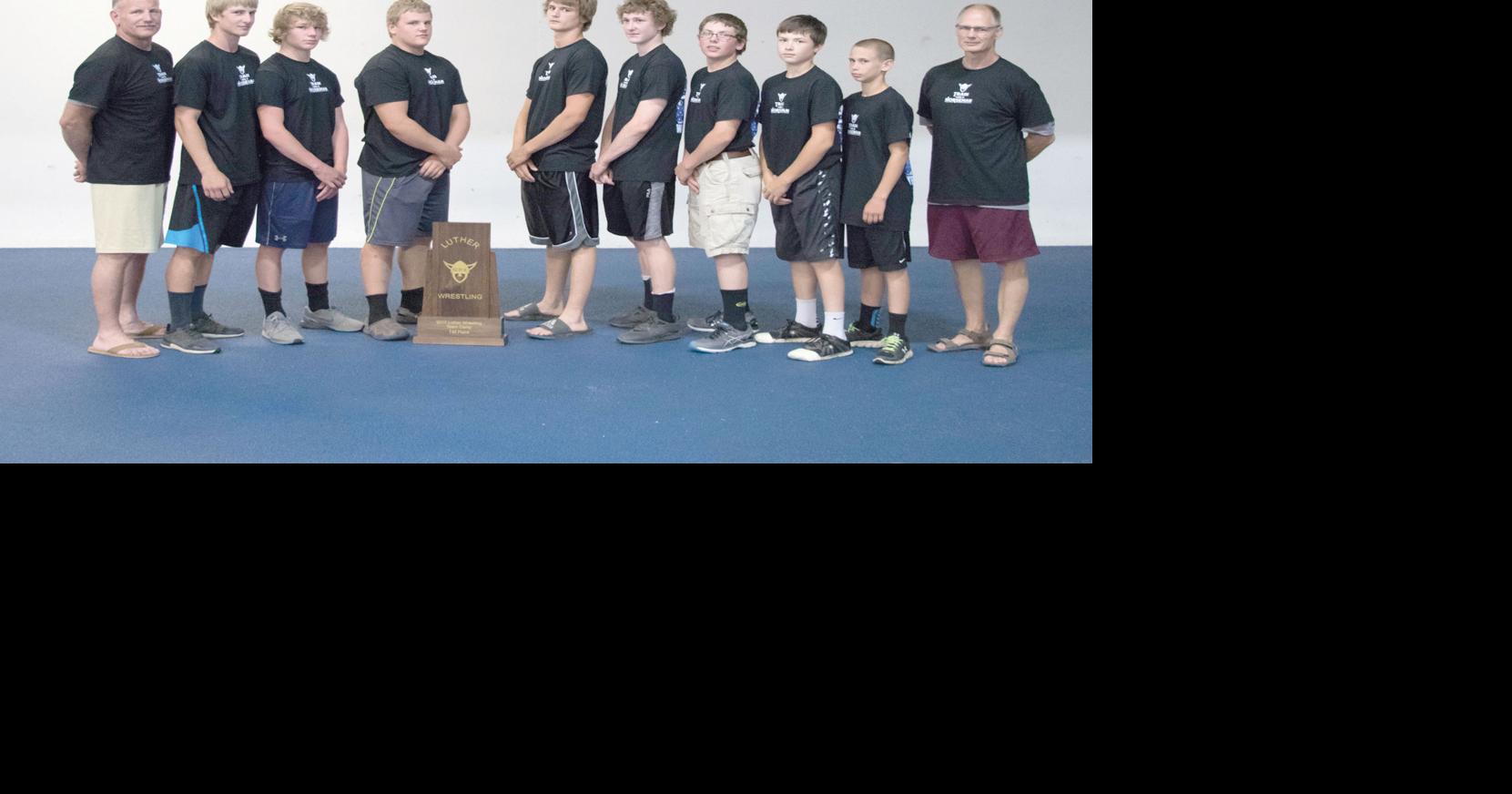 Caledonia wrestling team participates in Luther’s team wrestling camp