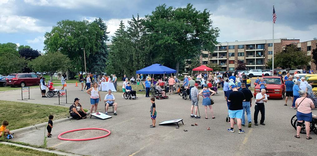Apple Valley Village hosts car show Free
