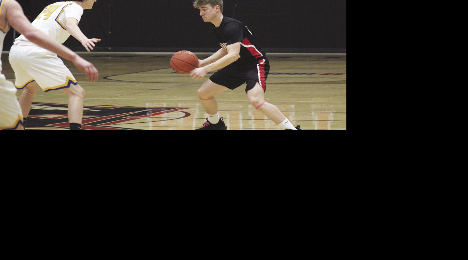 Monticello Boys Basketball Falls Twice Monticello Times