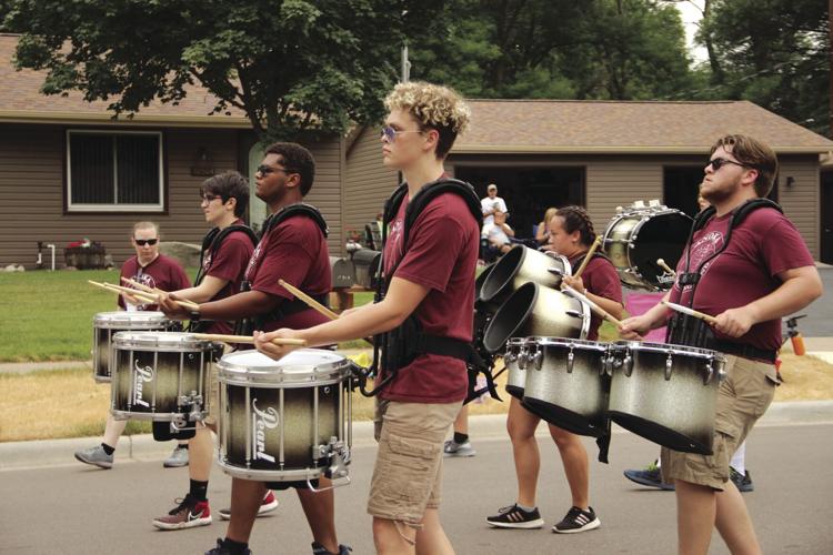 Community turns out for Blaine Festival parade Photos & Video