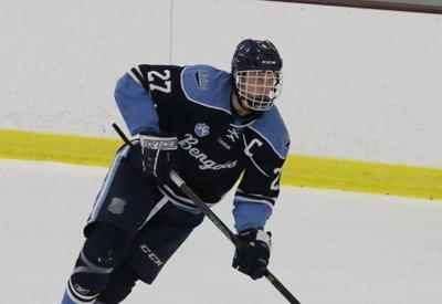 Tufte scores in national title game, but UMD falls 3-2 to ...
