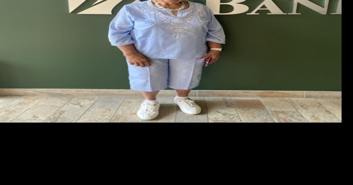 'I just don’t want to quit': Woman spends seven decades working at local bank