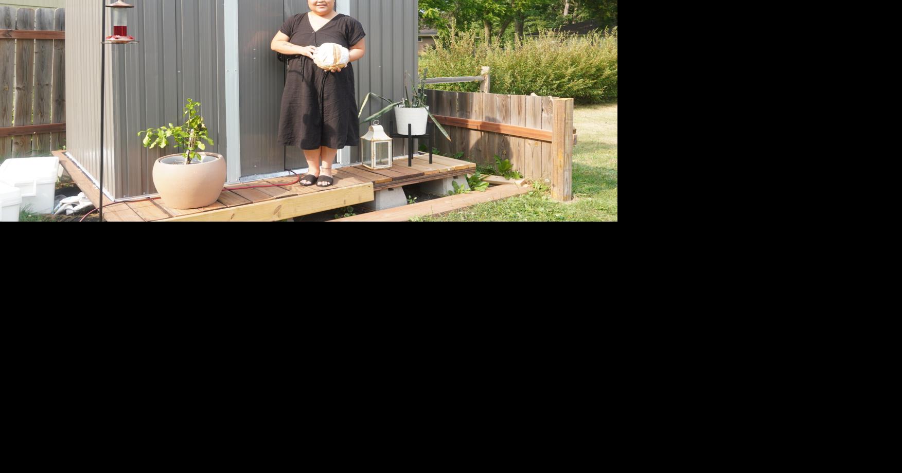 Backyard bake stand offers cottage foods to Brooklyn Park residents
