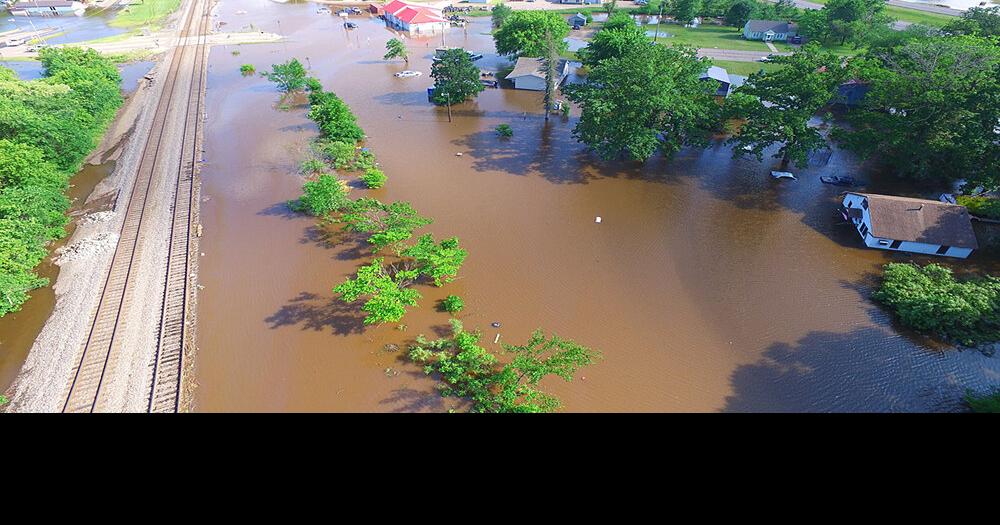 Highway 10 closed between Little Falls and Motley; residents asked to