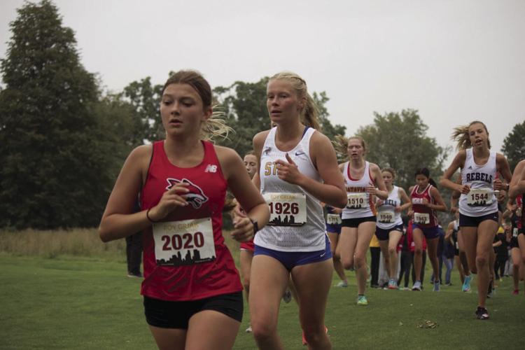 Knight runners compete at Griak, Buffalo Free
