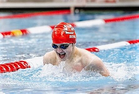 Swimming: Panthers win back-and-forth meet against Irish