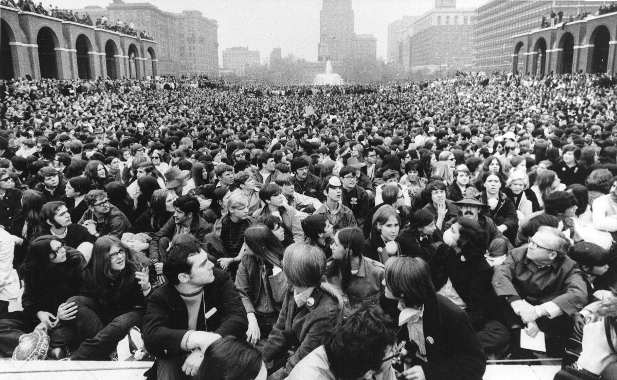 Today In History, April 22: "Earth Day" | History | host ...