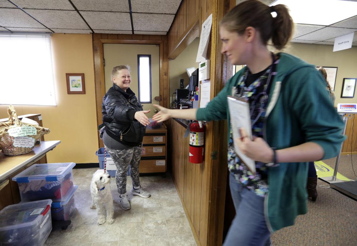 Madison veterinarian clinic for homeless pet owners to ...
