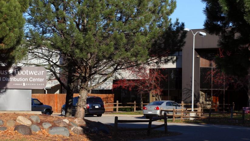 Brown Shoe To Close Famous Footwear Distribution Center In Sun Brown Shoe To Close Famous Footwear Distribution Center In Sun Prairie Madison Wisconsin Business News Host Com