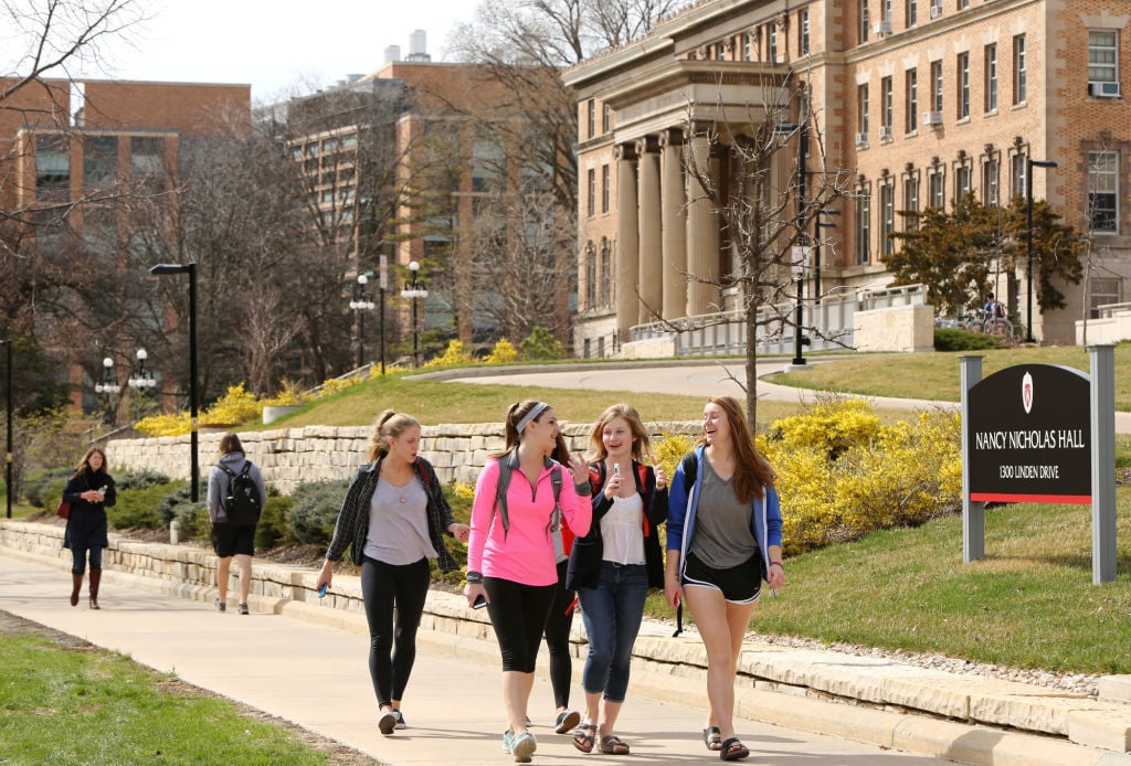 Madison Uw University State Wisconsin Students Drive Walk Easiest Classes E...