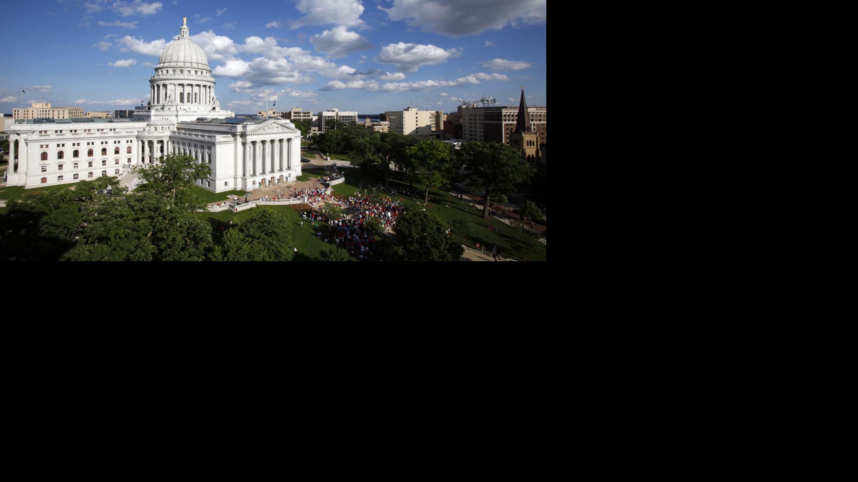 here-is-a-list-of-inauguration-and-protest-events-in-madison-this
