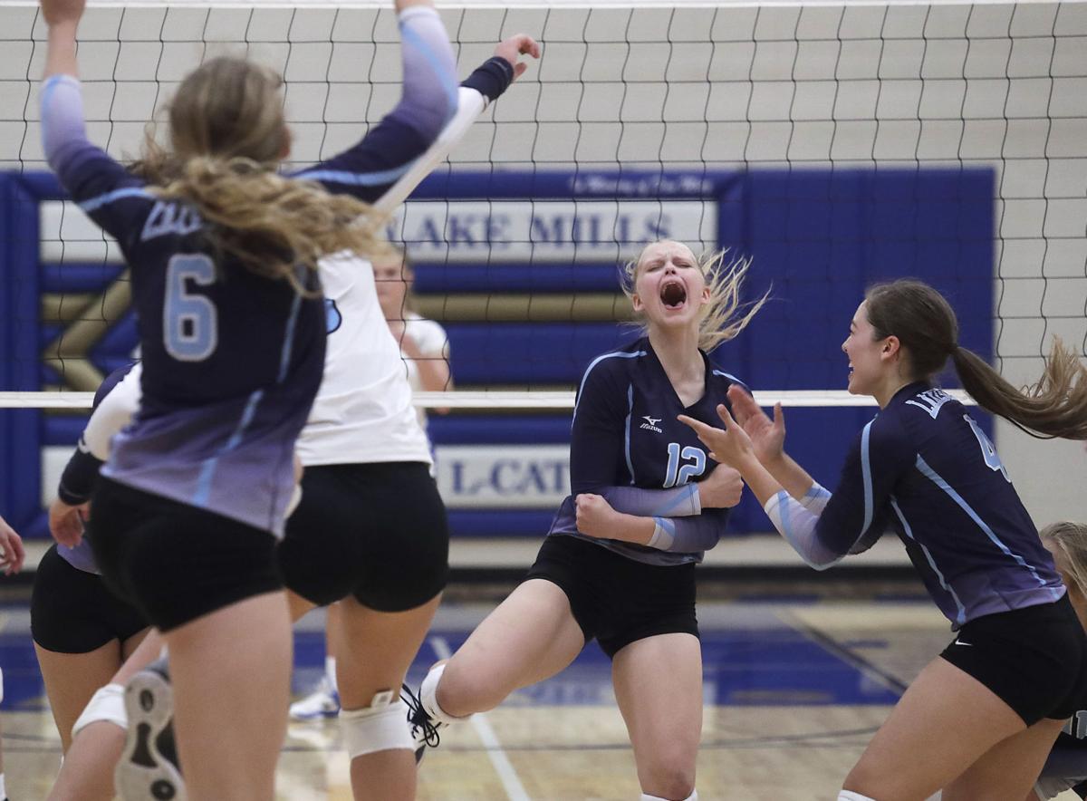 LakeMillsvLakesideVBall12-09122017220737