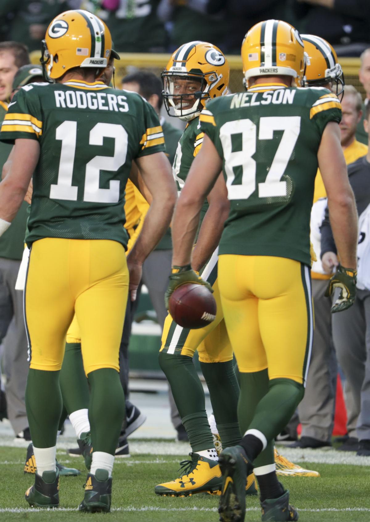 2017-09-10-Packers Seattle 39-09132017105723