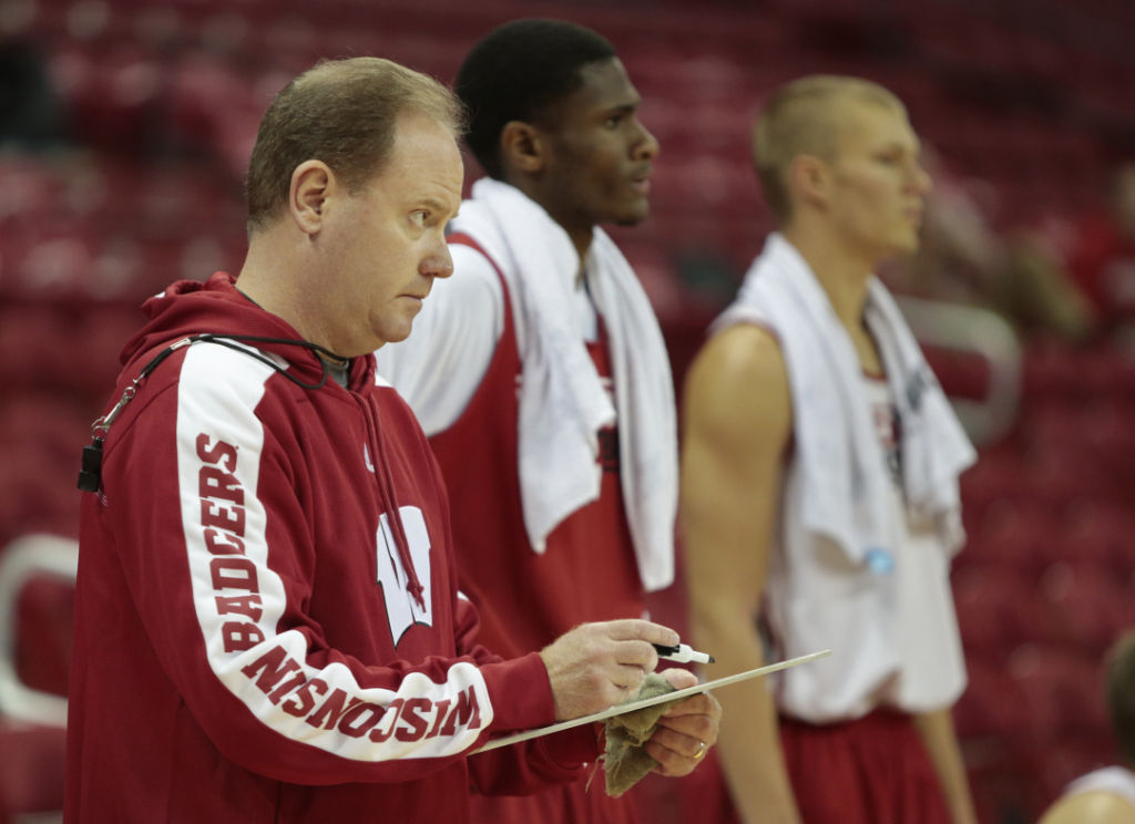 UWbasketballpractice0186MPKe-10232014155557