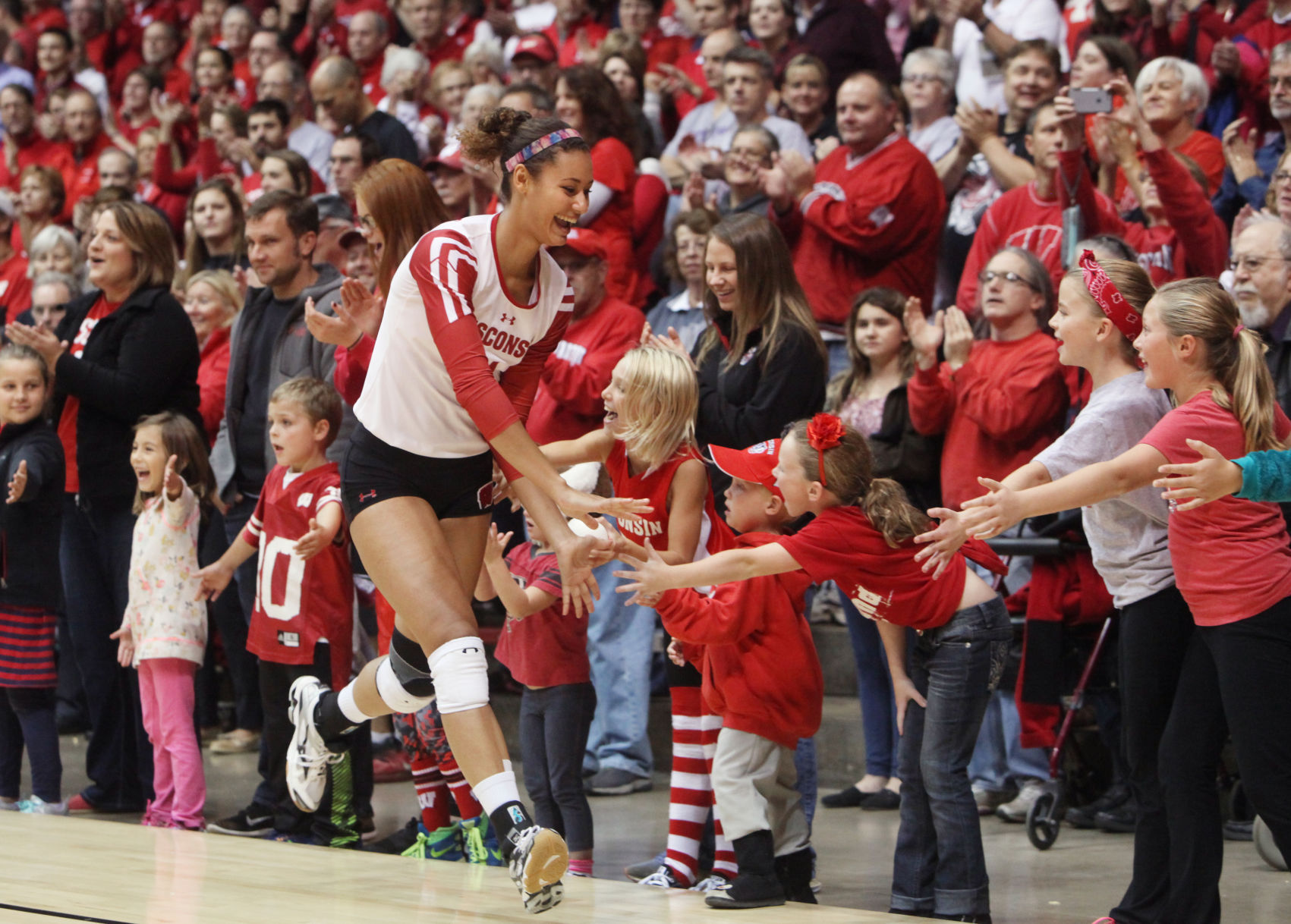 Women's soccer tabbed as Big Ten title favorite Women's soccer tabbed as Big Ten title favorite