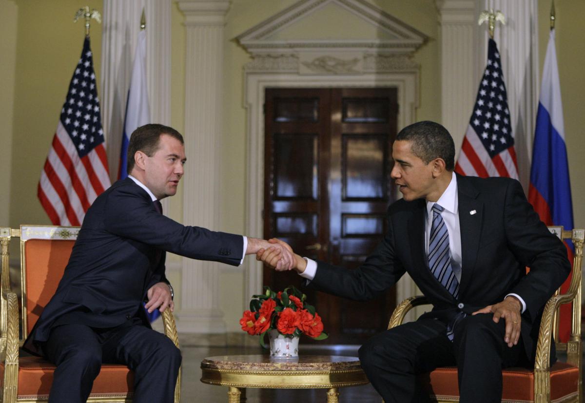 Barack Obama, Dmitry Medvedev