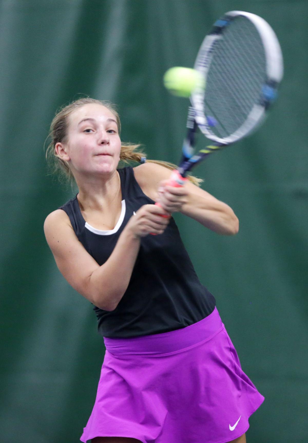 08BadgerConfTennis0373AJA-09232017111024