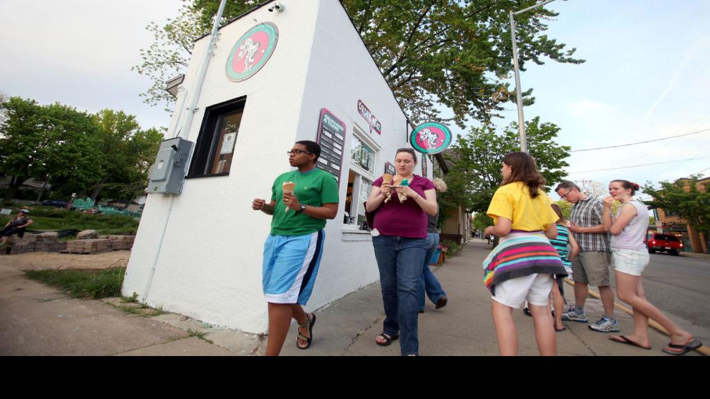 Crowds flocking to east Madison ice cream parlor has city mulling