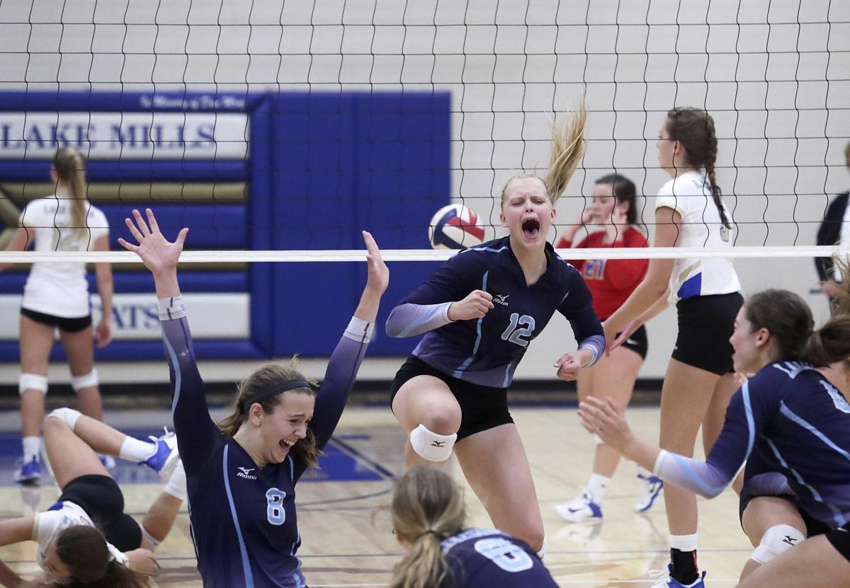 LakeMillsvLakesideVBall01-09122017215701
