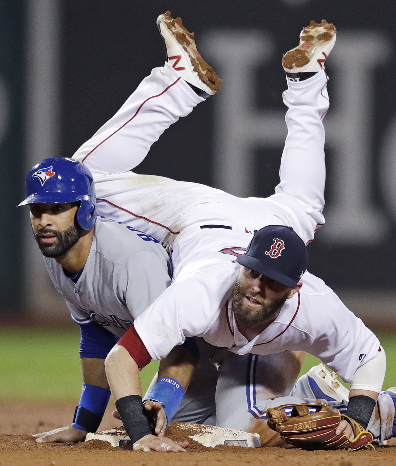 Red Sox beat Blue Jays in 15-inning game