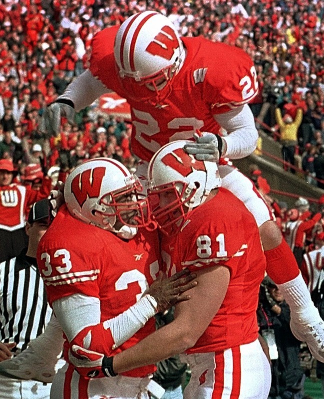 1999 Flashback Wisconsin 40, Michigan State 10 College Football