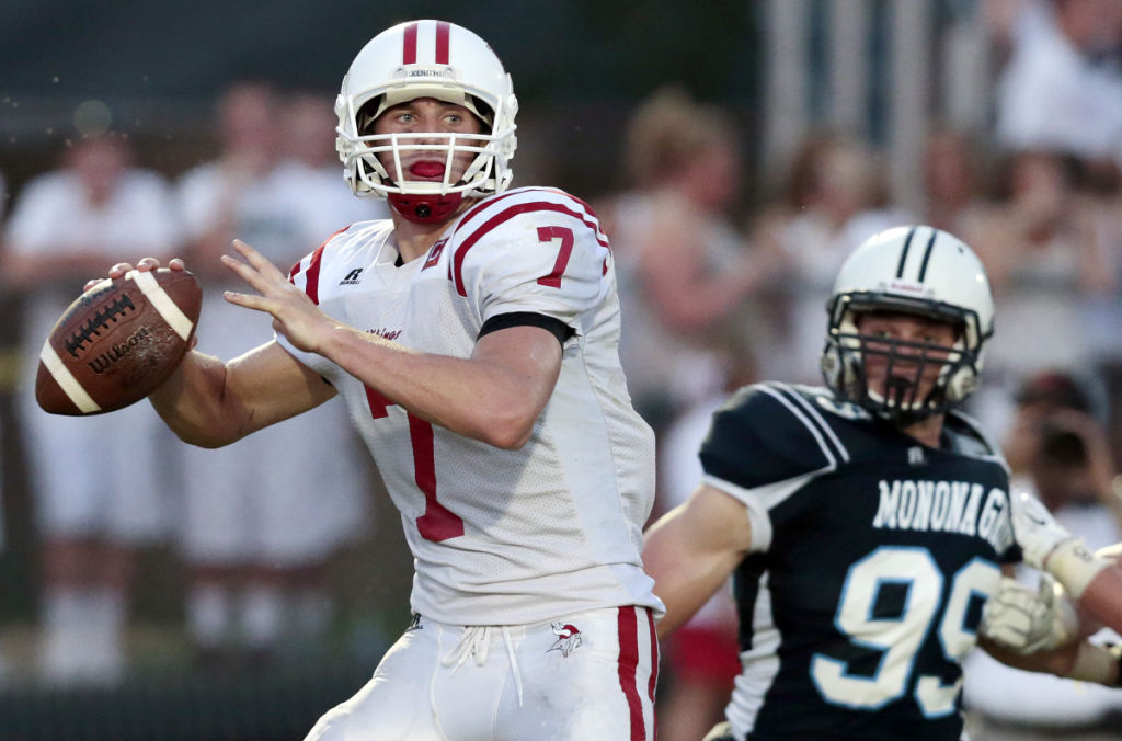 Prep Football: Max Meylor, Mount Horeb/Barneveld Bump Off Defending ...