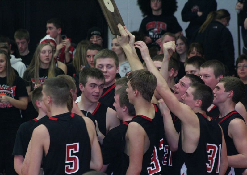 WIAA boys basketball Black Hawk pounds Potosi, looks ahead to showdown