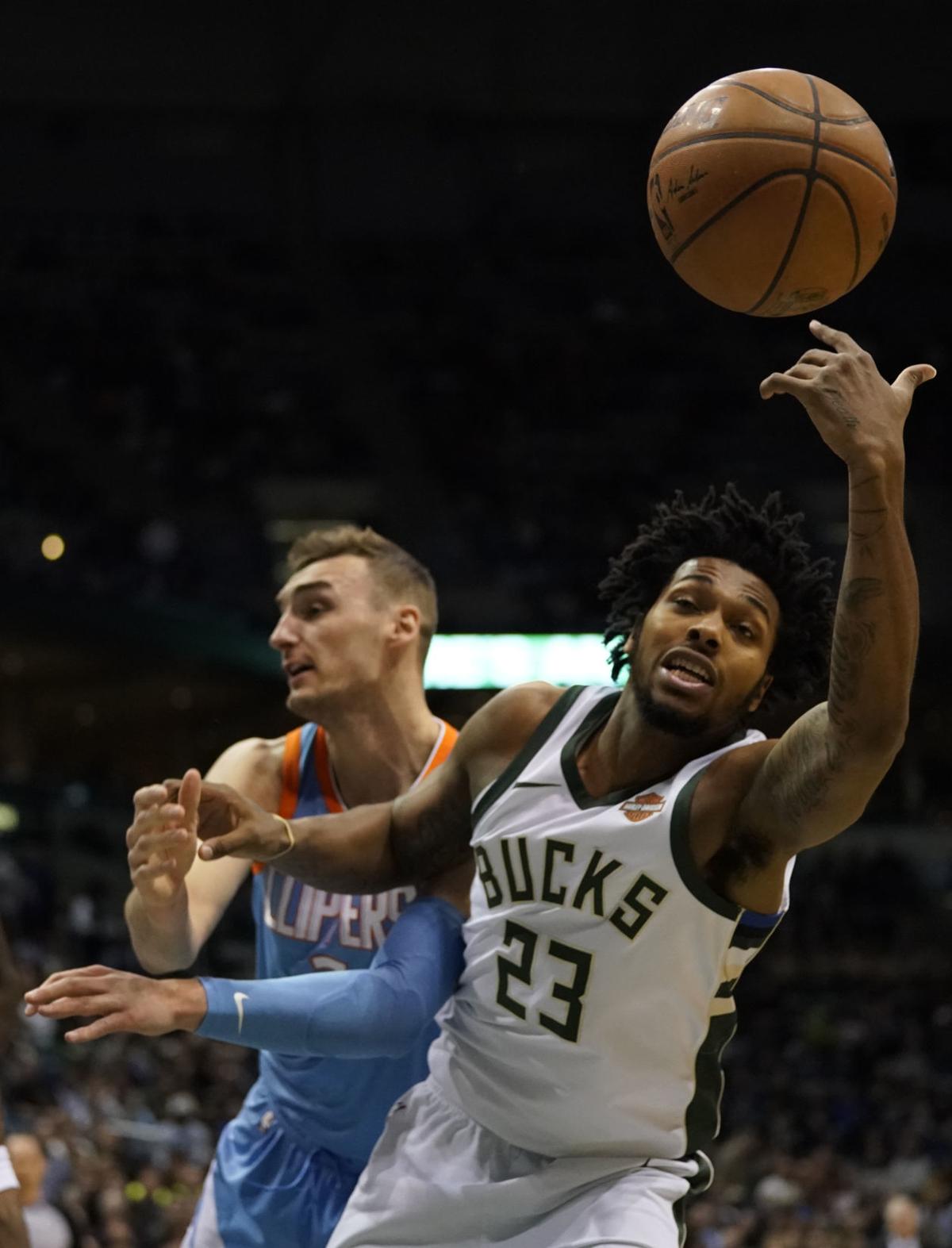 Resultado de imagen de clippers 127-120 bucks